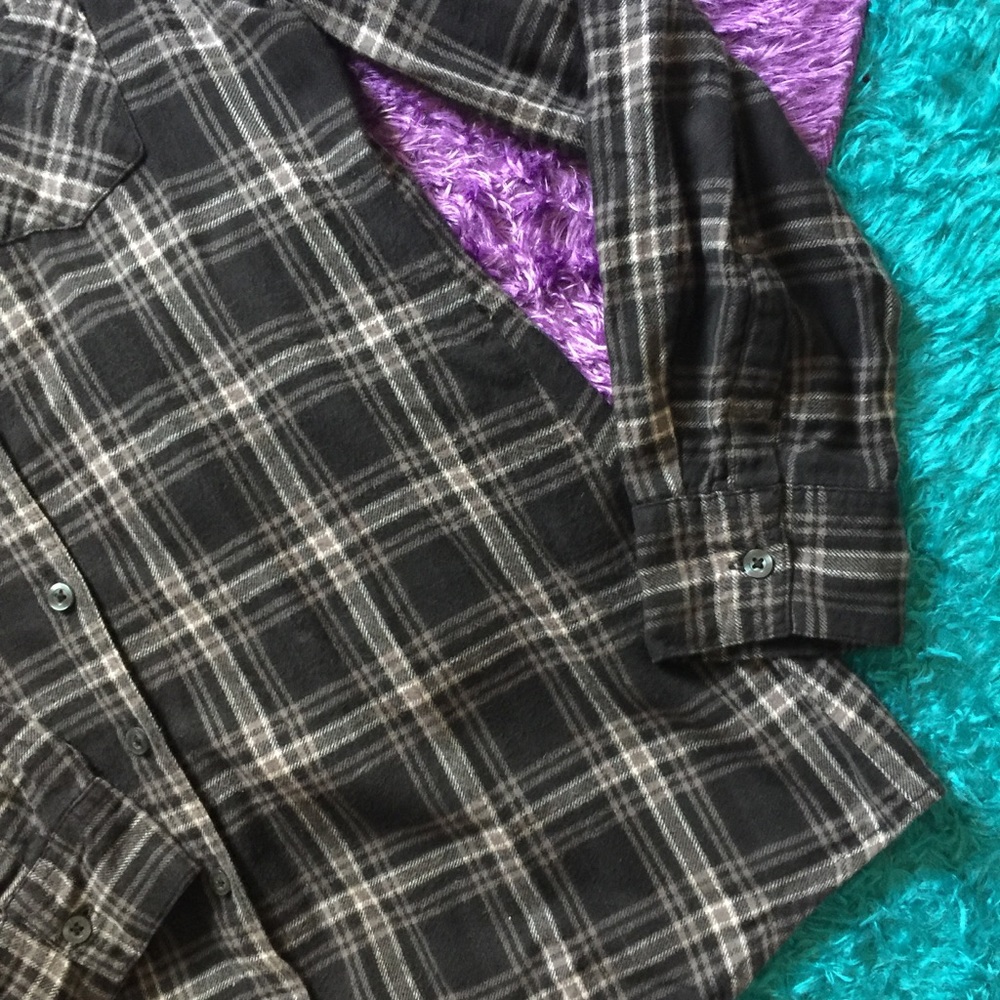 OP grey plaid button down shirt - Picture 3 of 7